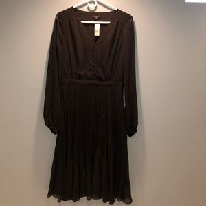 Black Sheer Sleeved Pleated Midi Dress